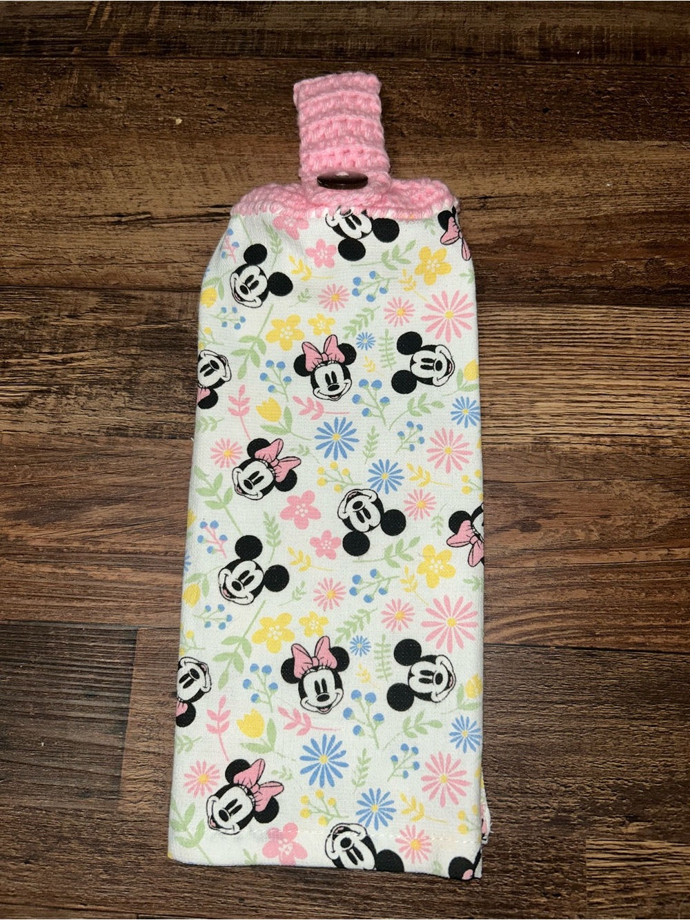 Mickey and Minnie Mouse Spring Hanging Towel